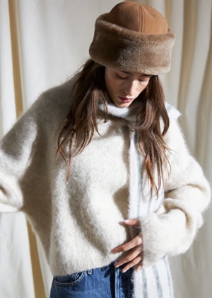 Dora shearling hat Ginger Beige Becksøndergaard 